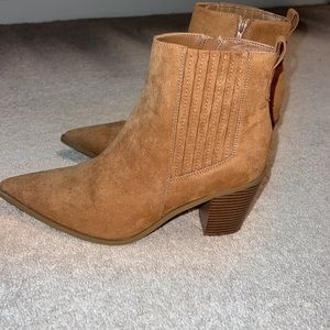 Olwen Booties